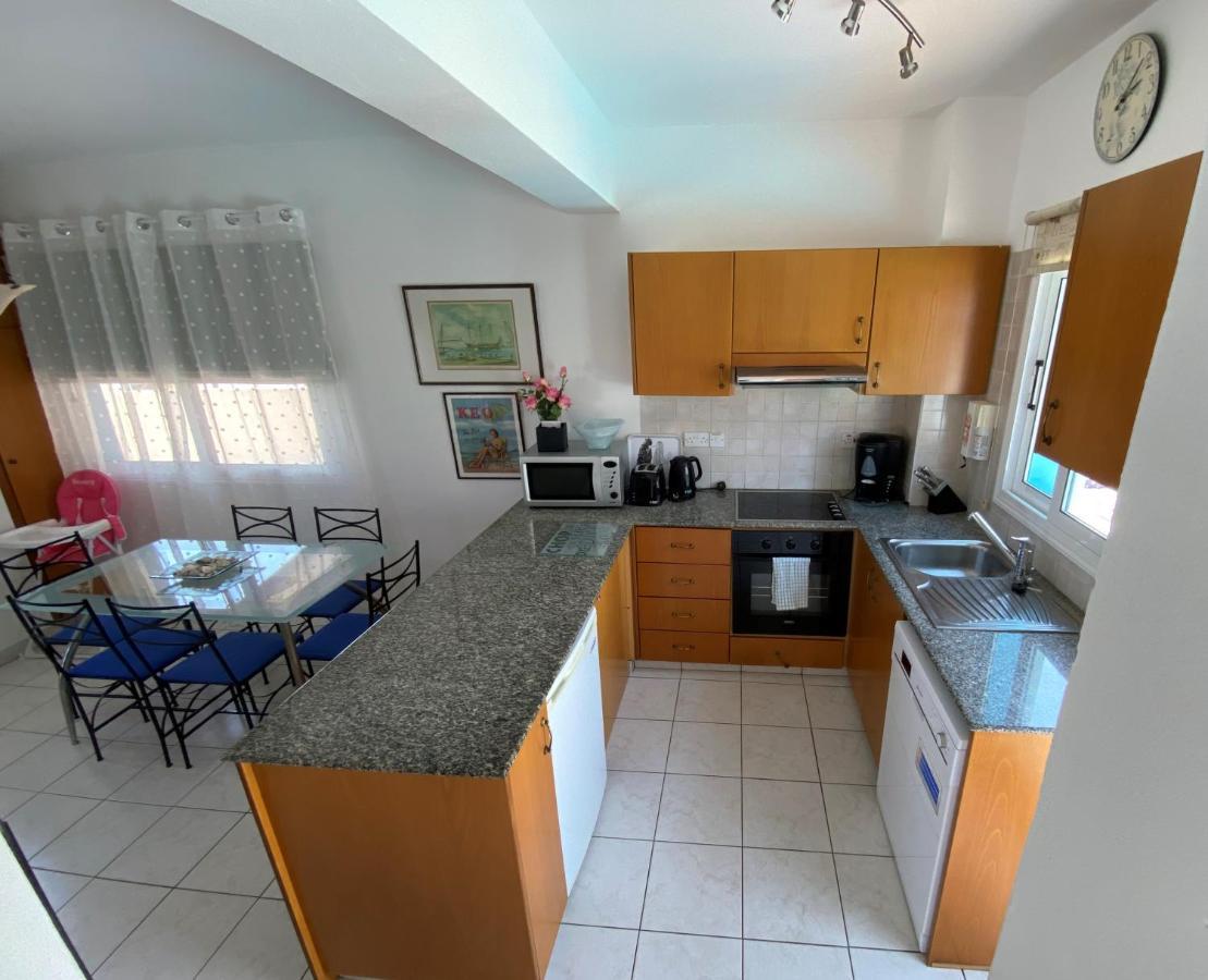 Villa Emiliana Paralimni Esterno foto